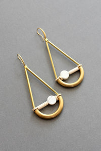 ISLE51 White geometric earrings