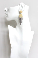 Load image into Gallery viewer, HYLE74 Geometric gray post earrings