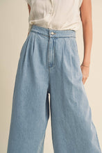 Load image into Gallery viewer, P3512 WIDE LEG WASHED DENIM CROP PANTS