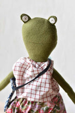 Load image into Gallery viewer, Fern the Frog doll- Gingham Picnic Set 