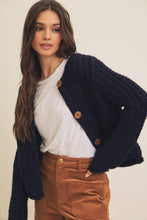 Load image into Gallery viewer, SWEATER CARDIGAN WITH POCKETS