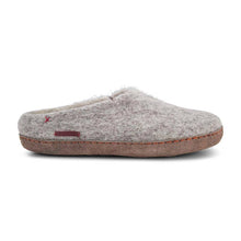 Load image into Gallery viewer, Classic Slipper with leather sole