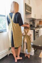 Load image into Gallery viewer, Linen Pinafore ( Japanese Apron)