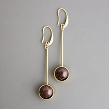 Load image into Gallery viewer, CHRE55 Geometric brown agate and brass earrings