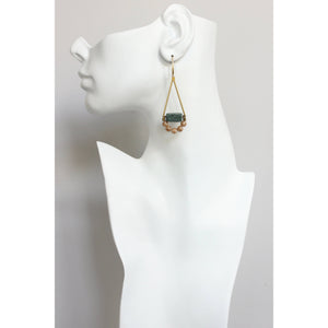 FERE79 Serpentine and glass earrings