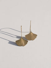 Load image into Gallery viewer, RK04 Ginkgo Leaf Earrings