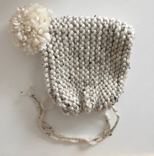 Oatmeal Bonnet