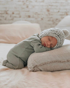 Oatmeal Bonnet