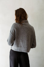 Load image into Gallery viewer, AW1023 | KYLIE SWEATER PULLOVER